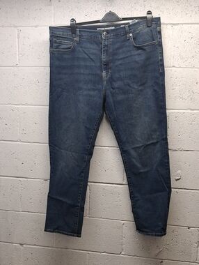 Amazon Essentials Men's Indigo Straight Jeans Sz. 42x30